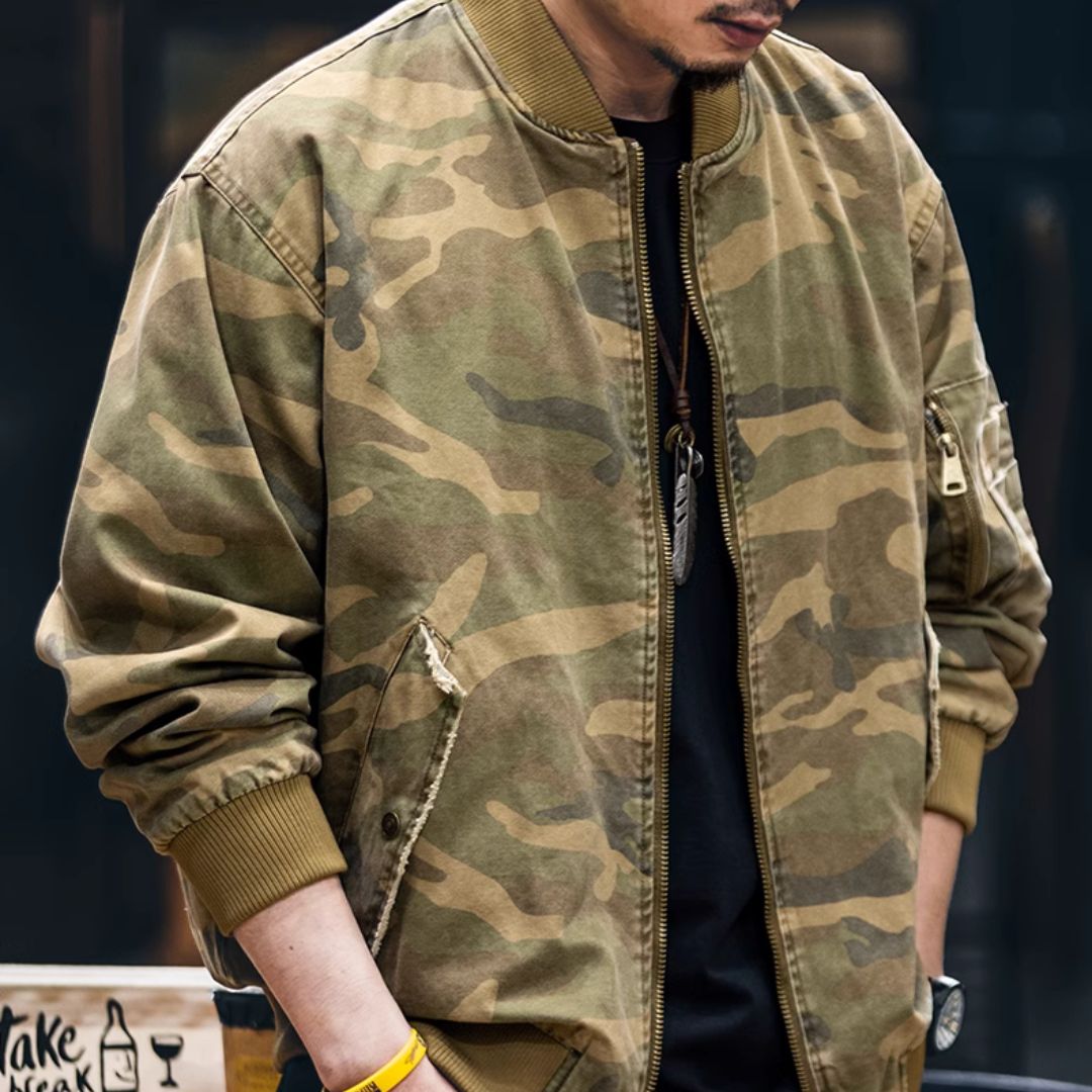 CHAQUETA BOMBER CAMUFLADA Traff