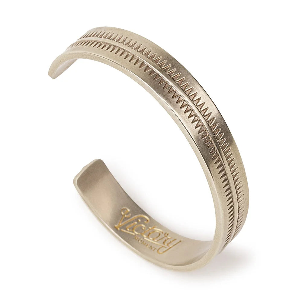 Maden New Vintage Navajo Cuff Bracelet Unisex Open-Ended White Copper Hand Letter Jewelry Versatile Accessory for Fashion