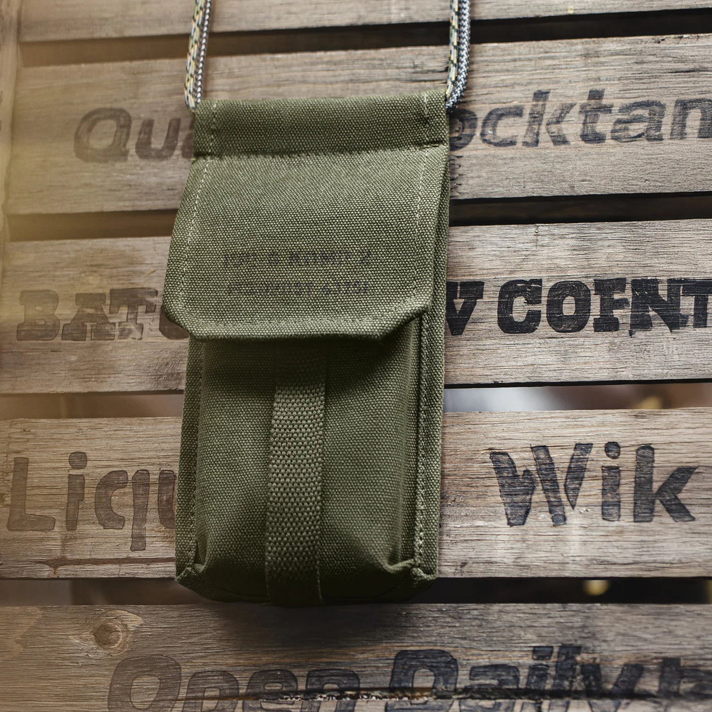 Maden Men's Vintage M-16 Military Green Mini Bag Crossbody Bags Casual Phone Bag Detachable Coin Purse for Men and Women