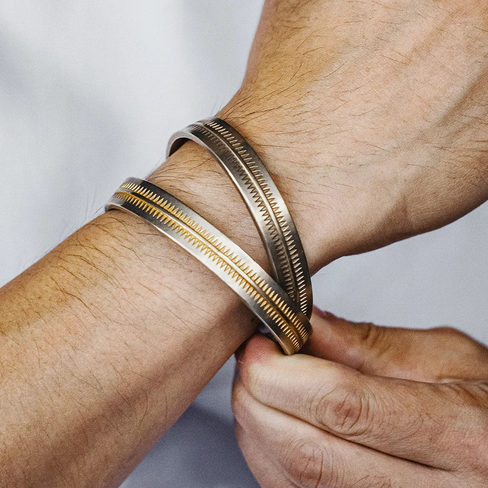 Maden New Vintage Navajo Cuff Bracelet Unisex Open-Ended White Copper Hand Letter Jewelry Versatile Accessory for Fashion
