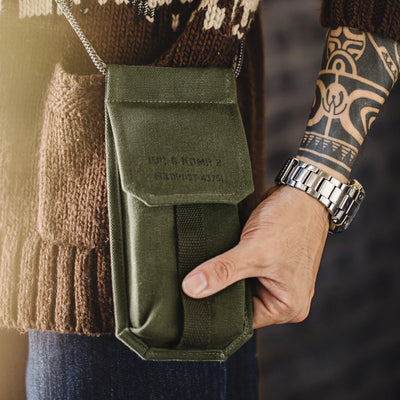 Maden Men's Vintage M-16 Military Green Mini Bag Crossbody Bags Casual Phone Bag Detachable Coin Purse for Men and Women