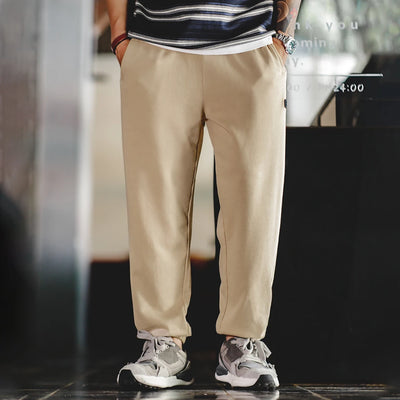 Maden Khaki Casual Gradient Sweatpants for Men Loose-fit Straight Pants Elastic Waist Drawstring Design Autumn Jogger Trousers