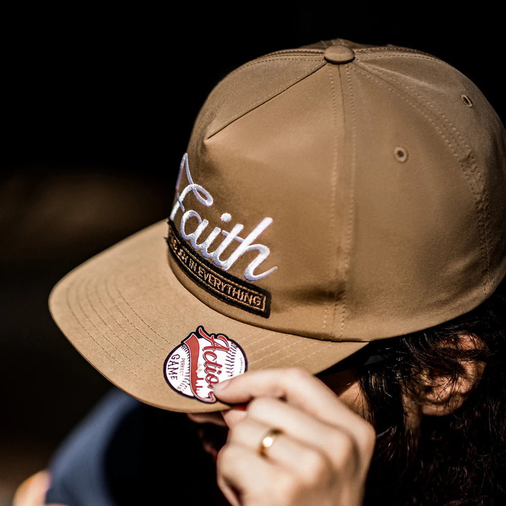Maden Vintage Embroidered Letter Baseball Cap Unisex Round Top Flat Brim Hat Casual Sun Hat for Streetwear and Hip-Hop Style