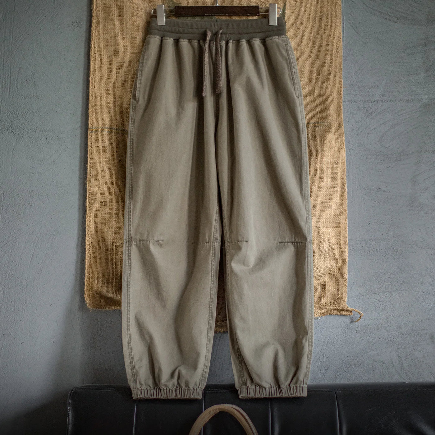 Maden Men's Vintage Aged Trousers Drawstring Elastic Waist Cotton Casual Pants Loose Fit Cuffed with Plaid Pocket Spring Fall