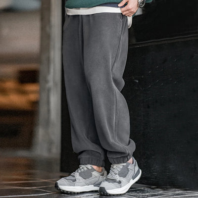 Maden Men's Casual Polar Fleece Cuffed Sweatpants Solid Color Elastic Waist Fleece-lined Pants Warm Sports Straight-leg Trousers