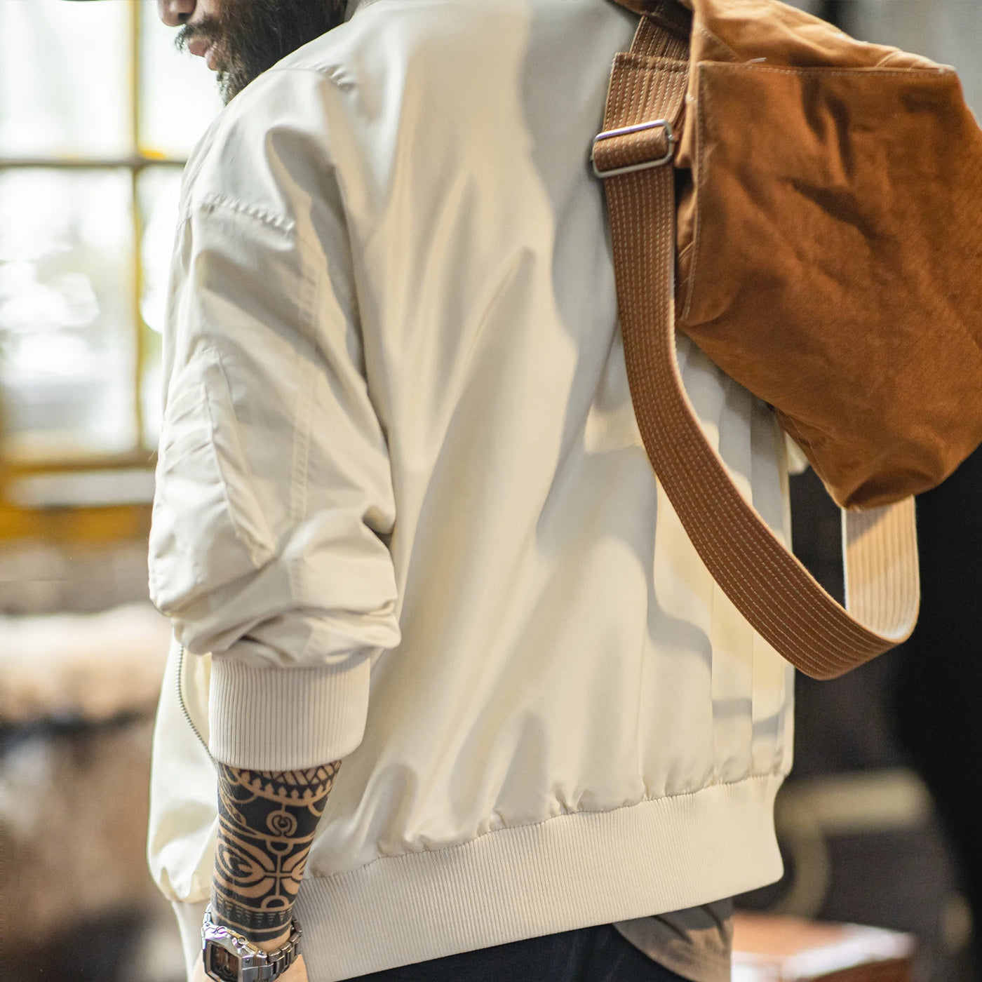 Maden Men's Vintage L2B Pilot Jacket White Lightweight Flight Bomber Jacket Short Zip-Up Casual Baseball Coat for Spring Autumn