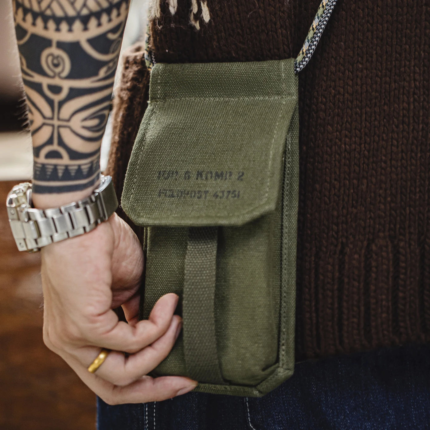 Maden Men's Vintage M-16 Military Green Mini Bag Crossbody Bags Casual Phone Bag Detachable Coin Purse for Men and Women