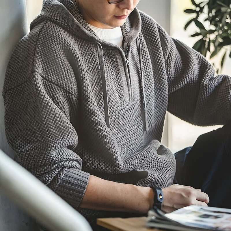 SUDADERA DE PUNTO CON CAPUCHA Traff PIÑA