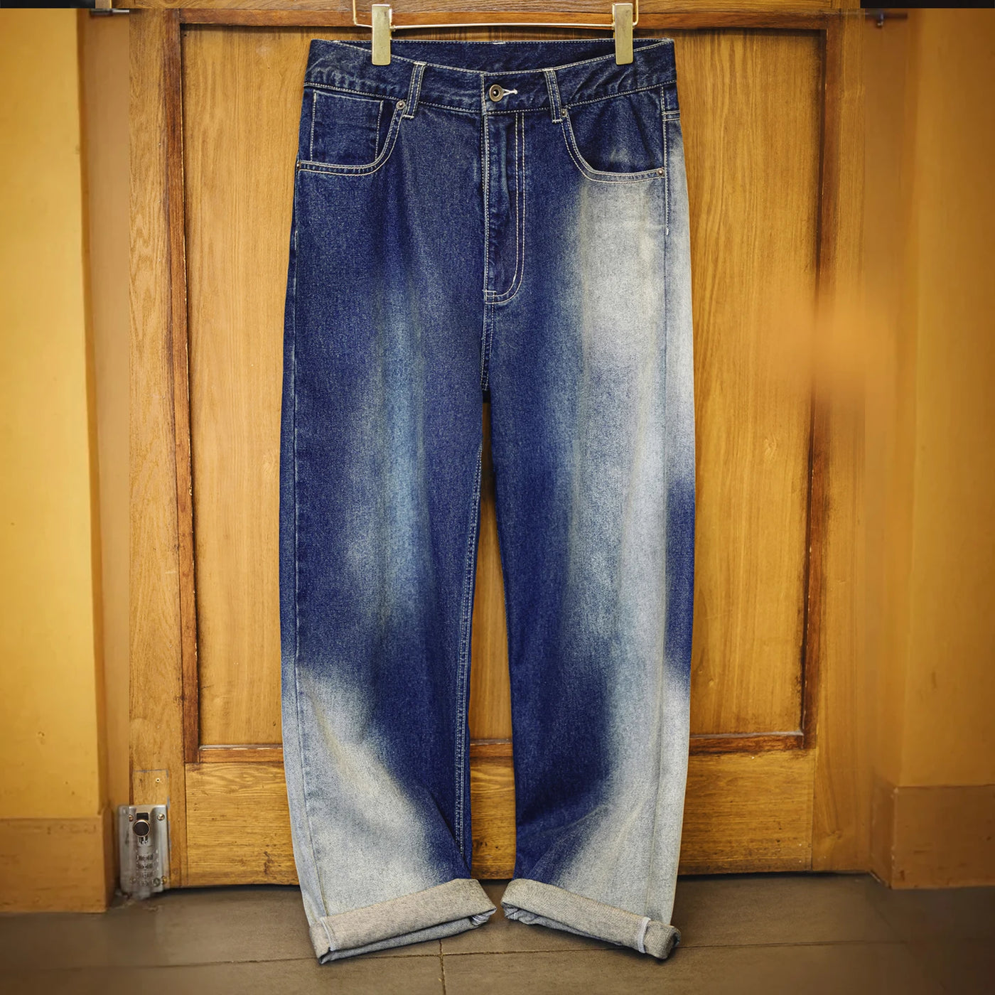 Maden Men's Washed Gradient Blue Jeans Cleanfit Straight-Leg Twill Denim Pants Zip Fly Casual Trousers for Spring Autumn