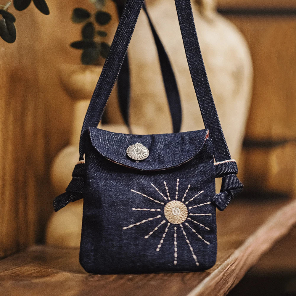 Maden Vintage Embroidered Denim Messenger Bag Ethnic Style Patchwork Denim Mobile Phone Bags Unisex Versatile Small Accessory